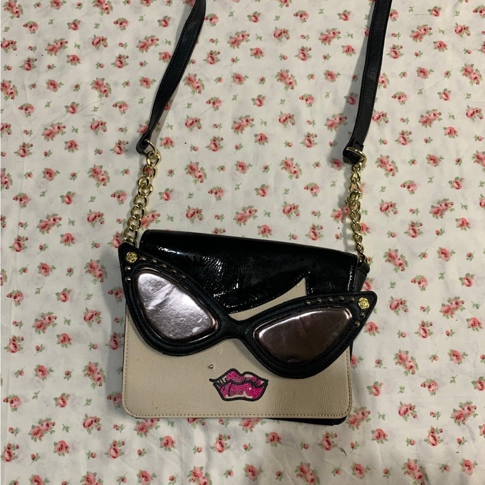 Betsey Johnson lady face crossbody